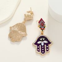 Fashion Exaggerated Diamond-studded Palm Earrings New Simple Retro Niche Design Earrings main image 5