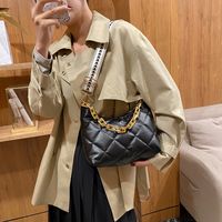 This Year's Popular Small Bag Women's Bag 2022 New Fashion Rhombic Western Style Messenger Bag Internet Celebrity Solid Color Chain Bag main image 1