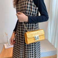 2022 New Fashion Stone Pattern Western Style Metal Loose Buckle Small Square Bag Retro Candy Color Chain Shoulder Messenger Bag main image 6