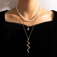 New Fashion Jewelry Pearl Scallop Snake Necklace Simple Multi-layer Necklace Wholesale main image 3