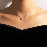 Einfache Transparente Unsichtbare Fischschnur Zirkon Halskette Diamantbesetzte Schlüsselbeinkette Weiblich main image 3