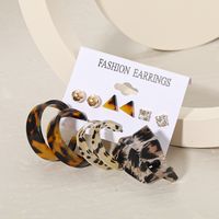 New Retro Earrings Set 6 Pairs Creative Personality Leopard Print C-shaped Peach Heart Pearl Earrings main image 3