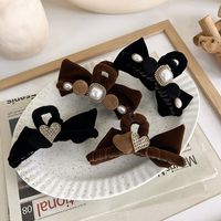 Retro Pearl Velvet Bow Heart Shape Catch Clip main image 2