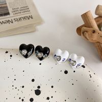 Retro Simple Cute Love Earrings Painted Heart Diamonds Large Diamond Earrings main image 3