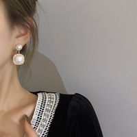 Europäische Und Amerikanische Mode Ohrringe Übertrieben Perlen Strass Schmuck Persönlichkeit Trend Ohrringe main image 4