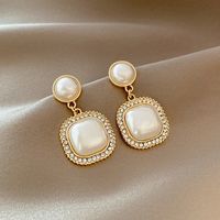 European And American Fashion Earrings Exaggerated Pearl Rhinestone Jewelry Personality Trend Earrings main image 6