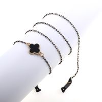 Factory Direct Sales Fashion Simple Black White Grass Eyeglasses Chain Metal Chain Eyeglasses Chain Not Easy To Fade sku image 1