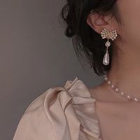New Elegant Retro Bow Pearl Clavicle Chain Earring Light Luxury Jewelry sku image 1