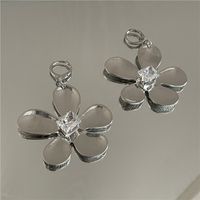 Korean Design Niche Fashion Exaggerated Big Flower Earrings With Diamonds Trendy Metal Earrings sku image 1