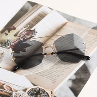 Wuhuama Glasses Ss0819 Irregular Frameless Metal Double Beam Colorful Sunglasses Female Sunglasses Men main image 1