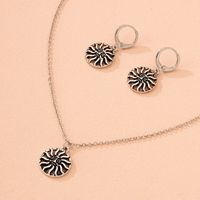 2021 Fashion New Earrings Set Retro Sunflower Punk Trendy Ear Ring Necklace Ins Accessories main image 4