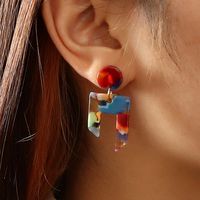 Naizhu European And American Popular Ornament Graceful Personality Acrylic Earrings Irregular Color Earrings Factory Wholesale main image 4
