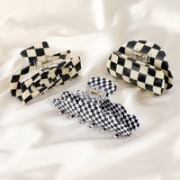Korean Checkerboard Catching Clip Temperament Black And White Hairpin Acrylic Hair Accessories main image 5