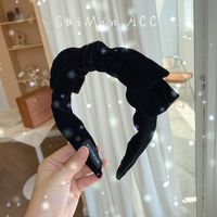 Korean Velvet Bow Headband Wide Side Headband Hair Accessories Wholesale main image 3