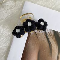 Korean Simple Wool Flower Catch Clip Fashion Cute Rhinestone Small Plush Hair Catch Wholesale sku image 5