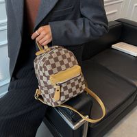 2021 New Fashion Checkerboard Backpack Autumn And Winter Texture Backpack main image 6