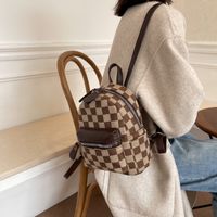 2021 New Fashion Checkerboard Backpack Autumn And Winter Texture Backpack main image 4