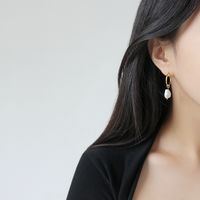 Korean Version Of S925 Sterling Silver Ins Simple Temperament Geometric Baroque Freshwater Pearl Earrings main image 4