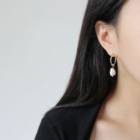 Korean Version Of S925 Sterling Silver Ins Simple Temperament Geometric Baroque Freshwater Pearl Earrings main image 5