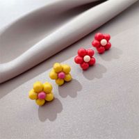 Fashion Personality Small Acrylic Small Flower Earrings Simple Atmosphere Color Earrings main image 1