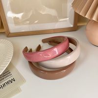 Ins Simple All-match Patent Leather Headband Japan And South Korea Wide-brimmed Headband Starting Outside The Card Pressing Hair New Hair Accessories main image 4