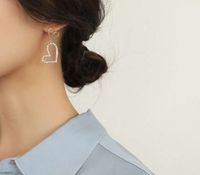 Silver Needle Nouvelles Boucles D&#39;oreilles De La Corée Du Sud Boucles D&#39;oreilles Coeur Tempérament Féminin main image 5