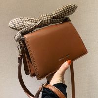 2021 New Ins Niche Messenger Bag Autumn And Winter Portable Small Square Bag main image 4