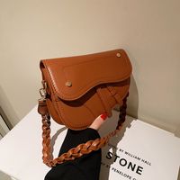 Fashion Casual Twist Small Saddle Bag New Wide Shoulder Strap Commuter Single Shoulder Messenger Bag main image 4