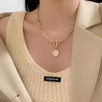 Simple Clavicle Chain Necklace Jewelry Human Head Pendant Necklace main image 2