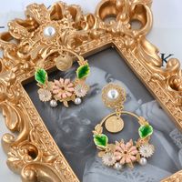 Retro Green Flower Baroque Large Circle Metal Pearl Earrings Exaggerated Earrings main image 5