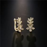 Aogu Europe And America Cross Border Hot Sale New Product Copper Plating 18k Gold Micro Inlaid Zircon Leaf-shaped Earring Female Ins Internet Celebrity Same Style main image 1