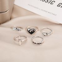 2021 New Creative Simple Retro Jewelry Heart Paper Clip Love Sword Ring 5-piece Set main image 4