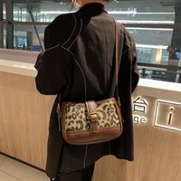 Fashion One-shoulder-handtaschen 2021 Neue Herbst- Und Winter-einfachnähte Leopardenmuster-unterarmtasche sku image 4