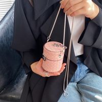 Bucket Bag Personality Chain Box Bag Woven Autumn And Winter 2021 New Shoulder Messenger Bag sku image 8