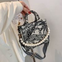 Große Tasche Handtaschen Neue Koreanische Mode Kontrast Farbe Eine Schulter Unterarm Tasche sku image 1