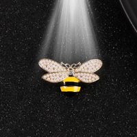 Messingmaterial Galvanik Echte Goldfarbe Tropfendes Öl Hirseperlen Eingelegte Kleine Bienenförmige Brosche main image 1