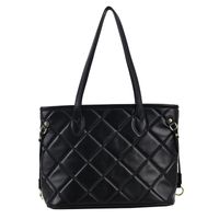 New Style Rhombus Shoulder Bag Trendy Fashion Portable Large Capacity Simple Tote Bag sku image 3
