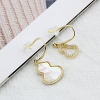 Korean Inlaid Zirconium Earrings Simple Star Moon Copper Earrings sku image 4