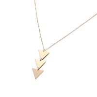 Einfacher Stil Dreieck Legierung Kupfer Überzug Frau Halskette Mit Anhänger Lange Halskette main image 5