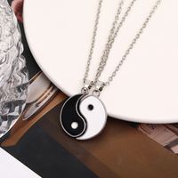 New Drop Oil Necklace Taichi Pattern Pendant Necklace European And American Fashion Geometry Pattern Round Necklace 2-piece Set main image 6