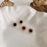 Vintage Wine Red Velvet Earrings French Palace Style Exquisite Small Earrings main image 3