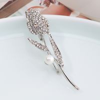 Broche De Diamant De Fleur De Mode Accessoires Féminins Mignon Lapin Tulipe Broche De Diamant En Gros main image 4