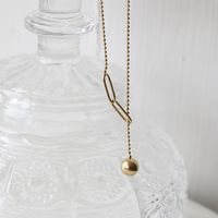 Mode Koreanische Durchsetzte Metallkugel Quaste Runde Perlenkette Titanstahl Überzogene 14k Gold Halskette main image 5