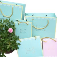 Factory Direct Sales Exquisite Wedding Gift Bag Wedding Wedding Candy Bag Hand Gift Valentine's Day Handbag Spot Paper Bag main image 3