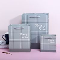 Small Plaid Ins Style Business Plaid Gift Bag Packaging Bag Simple Handbag Clothing Store Paper Bag In Stock Wholesale main image 4