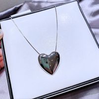 High-grade Ins Cold Style Metal Heart Pendant Necklace Copper White Gold Plated Simple Stylish Clavicle Sweater Chain main image 6