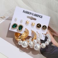 European And American Popular Fashion 6 Pairs Geometric Fawn Stud Earrings Set Women's Exaggerated Geometry Pearl Twist Xingx Earrings main image 4