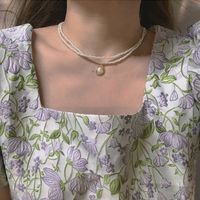 New Retro Baroque Pearl Pendant Clavicle Chain Creative Pearl Necklace Wholesale main image 1
