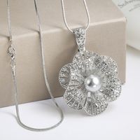 Neue Koreanische High-end-silber Blume Diamant Pullover Kette Mode Lange All-match Kleidung Halskette Anhänger Großhandel main image 5