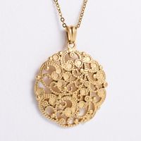 Korean Luxury Flower Cluster Type Vacuum Plating 18k Gold Casting Stainless Steel Necklace main image 3